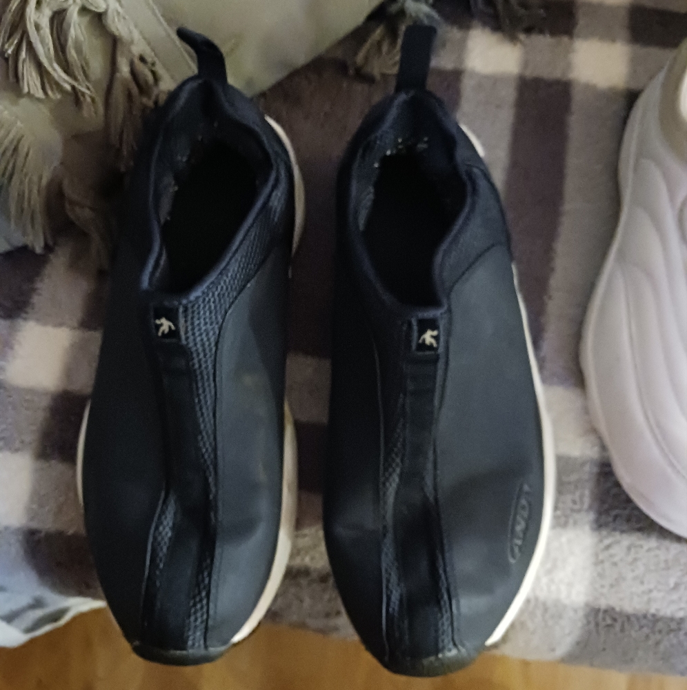 Men's shoes
